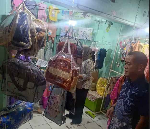 Bank Kalsel Pasar_11zon