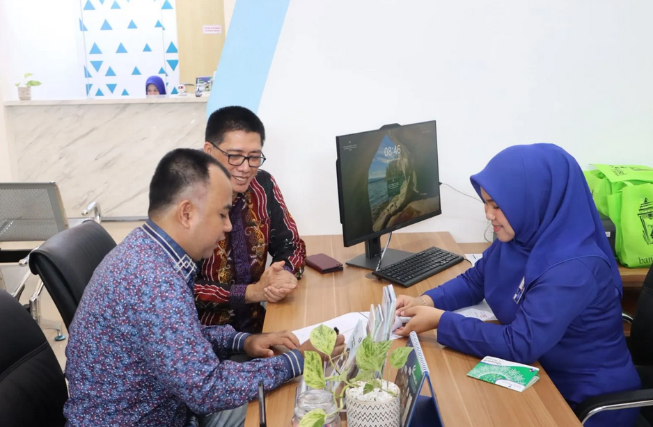 Bank Kalsel Syariah Tanjung