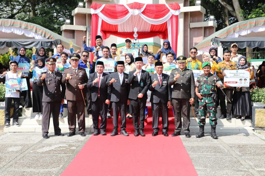 Bupati HSS Pemuda Tak Lagi Angkat Bambu Runcing, Tapi Ilmu dan Kejujuran