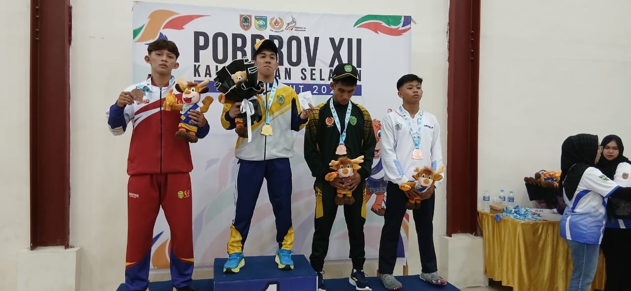 Gulat Raih Medali Emas Pertama untuk Kontingen HSU di PORPROV XII Kalsel