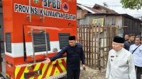 Gubernur Kalsel Pantau Toilet Bantuan Pusat di Posko Fajar Harapan