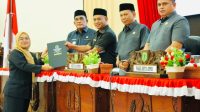 Pandangan Umum Fraksi DPRD HSU terhadap Dua Raperda