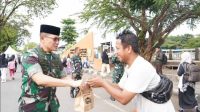 Danrem 101/Antasari Turun ke Jalan, 1.000 Takjil Gratis Dibagikan untuk Warga Banjarmasin