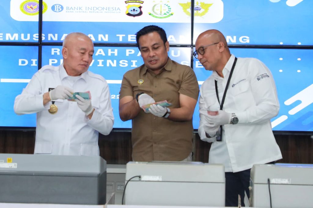 Perkuat Sinergi, Gubernur Kalsel Hadiri Pemusnahan Uang Palsu oleh Forum Botasupal