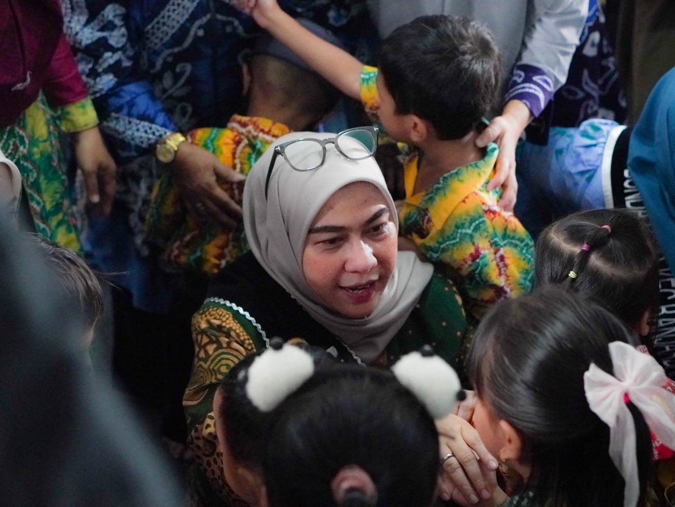 Bunda Lisa: Jangan Bebani Anak, Biarkan Mereka Tumbuh dalam Dunia yang Penuh Bahagia