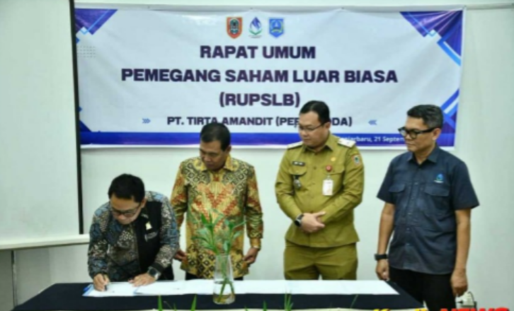 Bupati HSS Hadiri RUPSLB PT Tirta Amandit, Bahas RKAP 2027 dan Pengangkatan Komisaris Baru